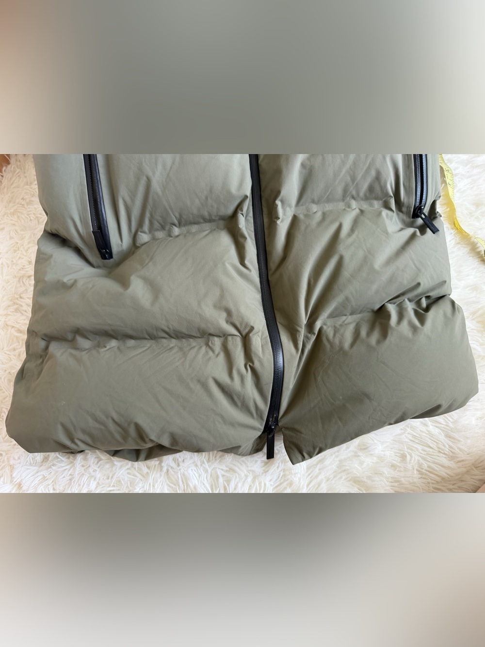 Aritzia The Super Puff₂O™ Mid - Rainstop™ - Picture 6 of 14